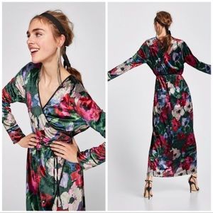 Zara, Floral Printed Velvet Kimono Dress multi